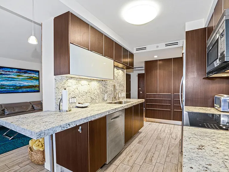 1810 Avenida Del Mundo #209 — Photo 9