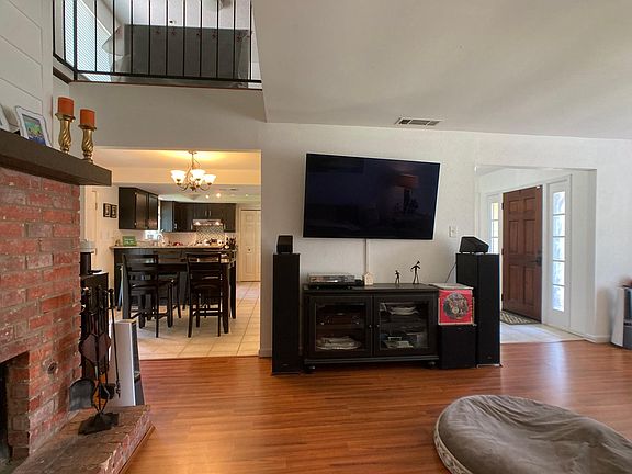5th image of 11409 Parkfield Dr