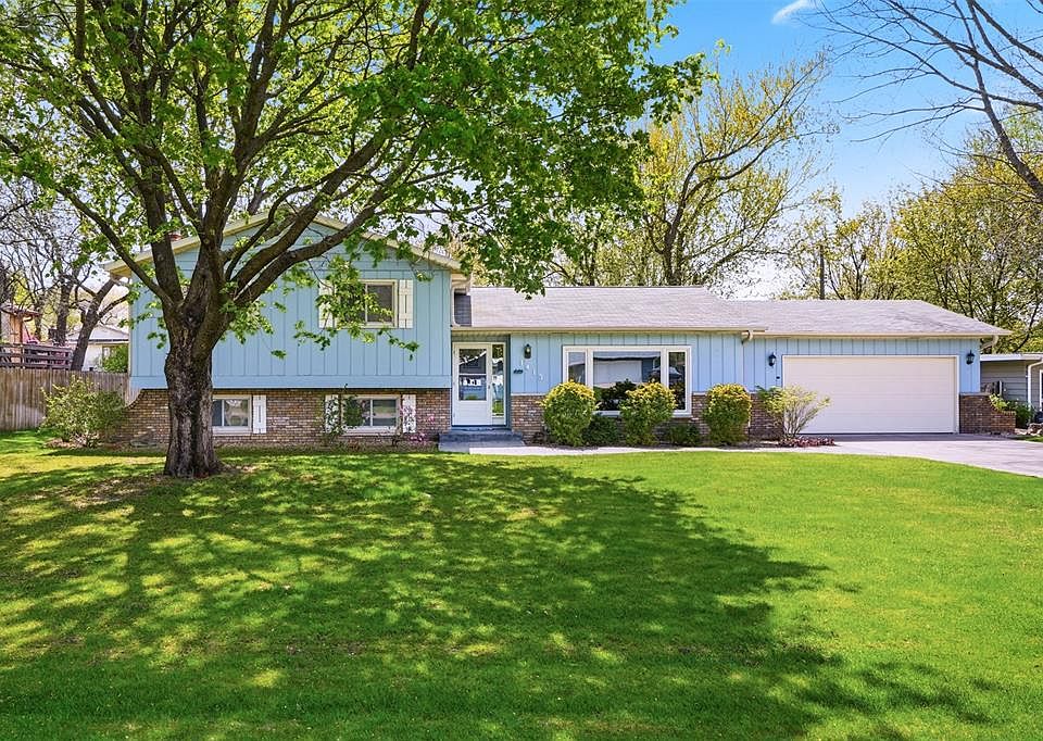 1st image of 1413 E Hamilton Avenue