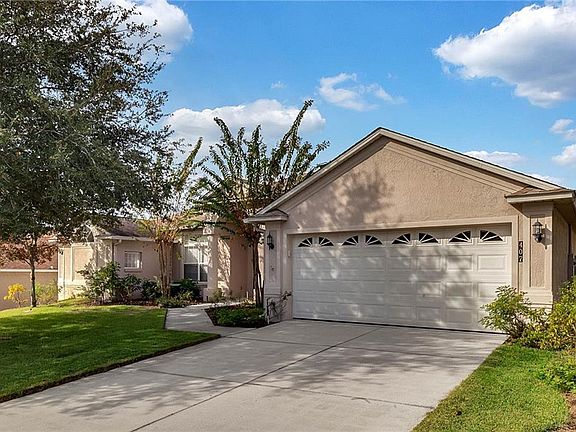 3rd image of 407 Regatta Dr
