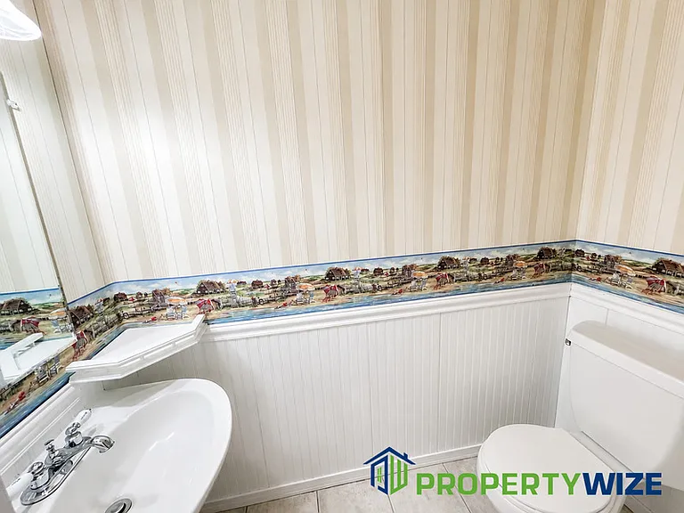 7646 Oldfield Ln — Photo 19
