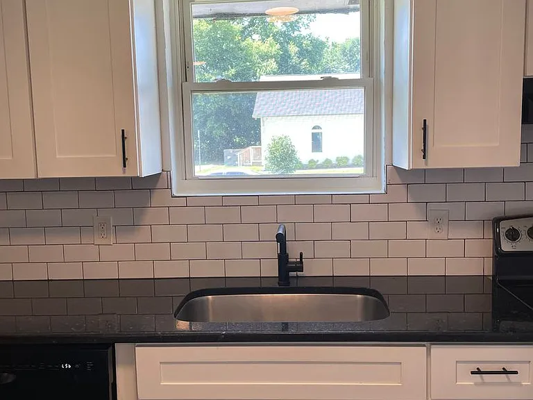 1413 Wheless St #A — Photo 8