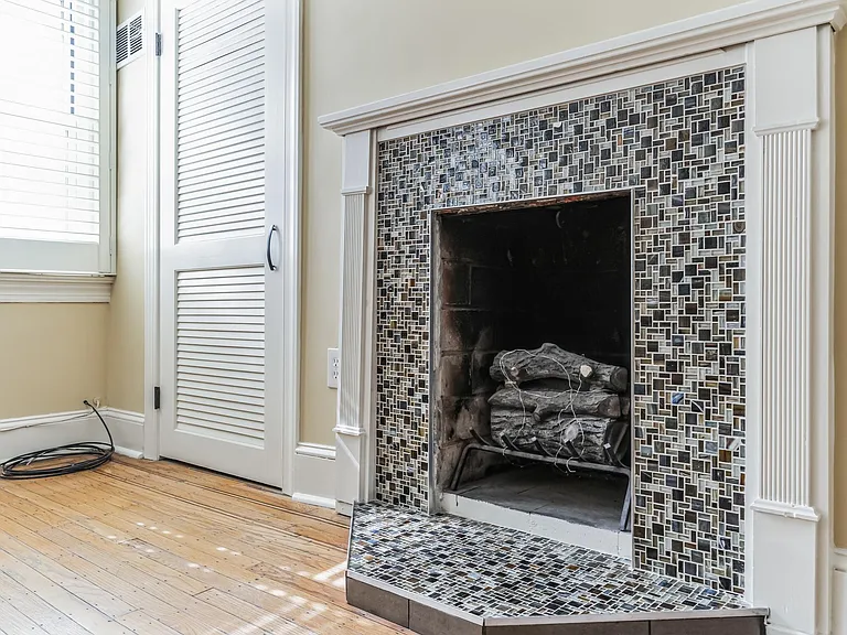 1715 Moravian St — Photo 13