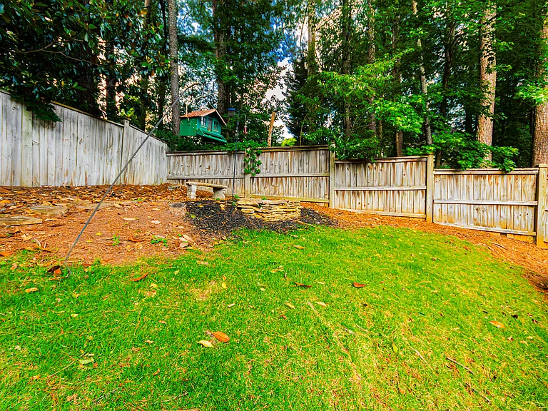 3655 Brisbane Dr — Photo 38