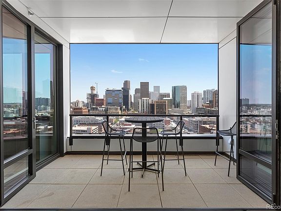 4th image of 1750 Wewatta St Unit 1928