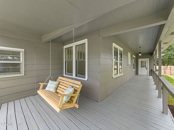 4th image of 722 Pope Dr