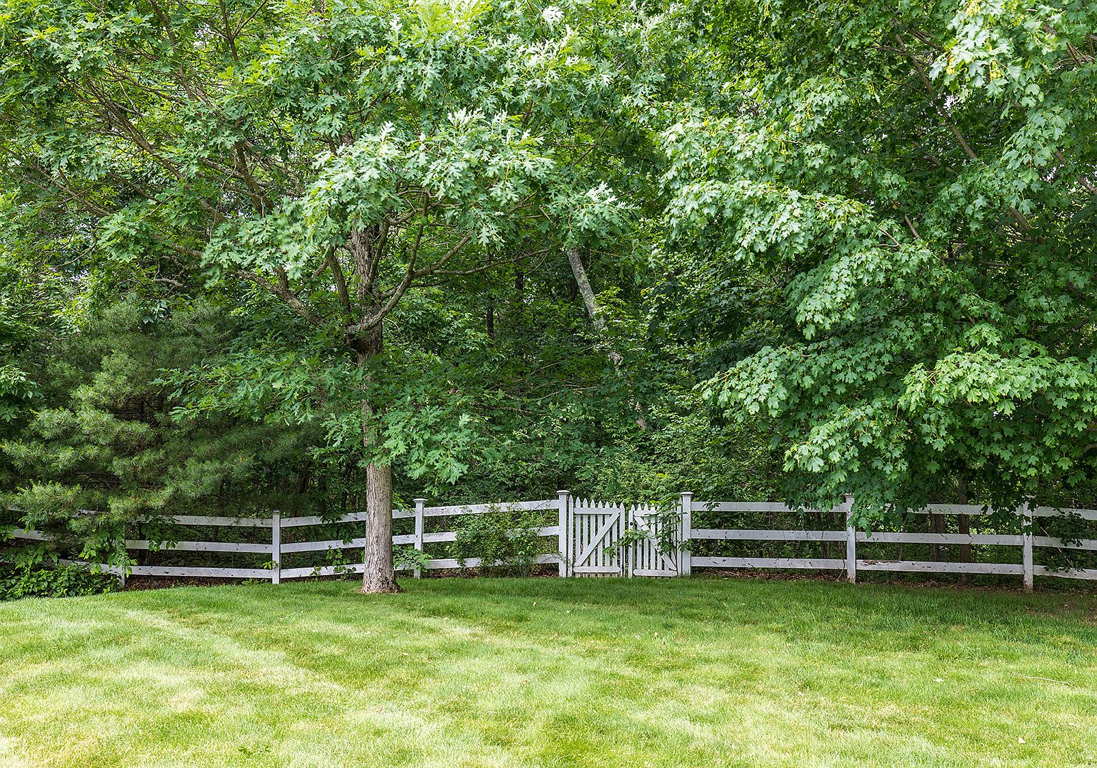 25 Hillside Dr, Wrentham, MA 02093 Zillow