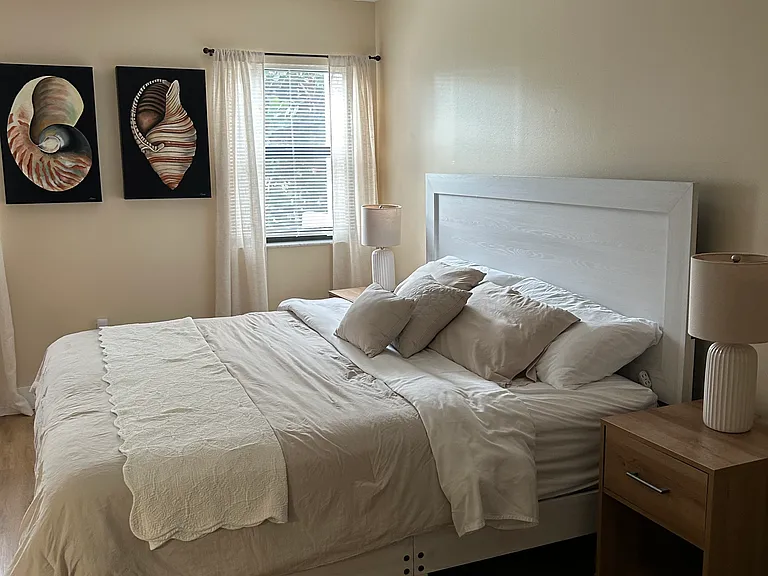 1201 S Ocean Dr — Photo 9