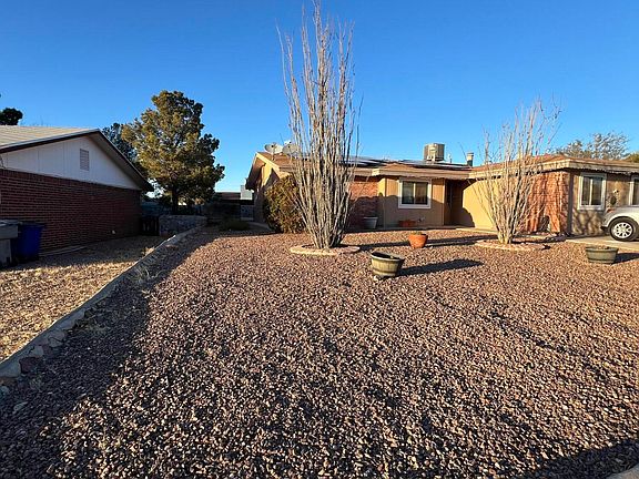 2nd image of 881 Nita Fay Dr