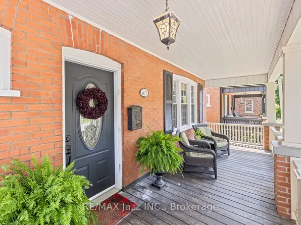 477 Masson St, Oshawa, ON L1G 5A1