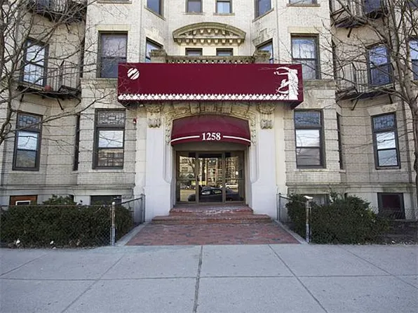 1258 Commonwealth Ave APT 18, Allston, MA 02134