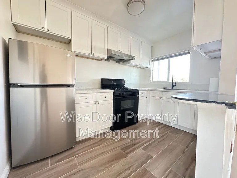 5934 Cloverly Ave #C — Photo 5