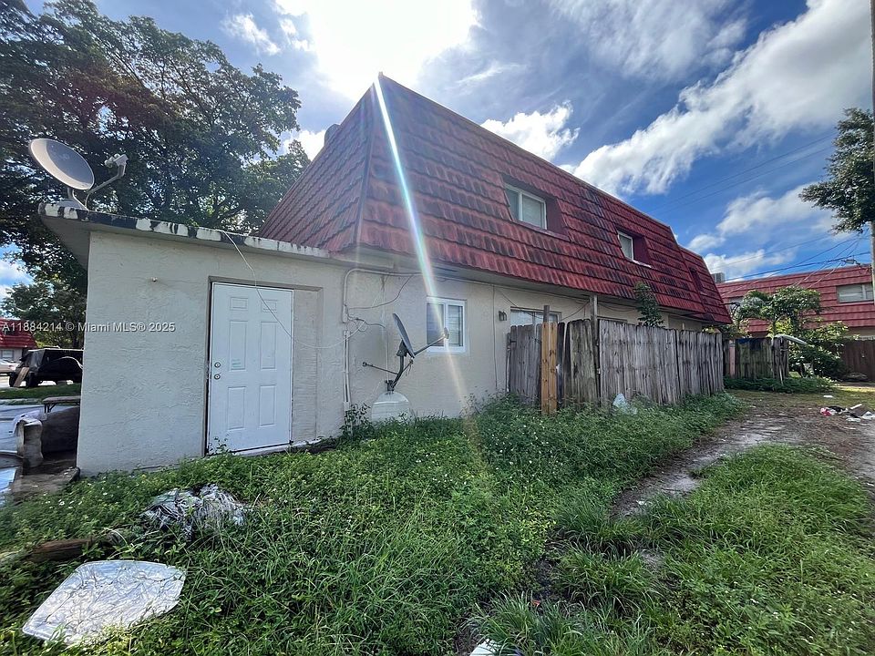 2nd image of 2011-2019 NW 59th Ave
