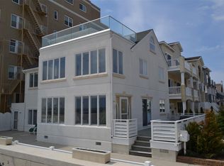 110 S Richards Ave, Ventnor, NJ 08406