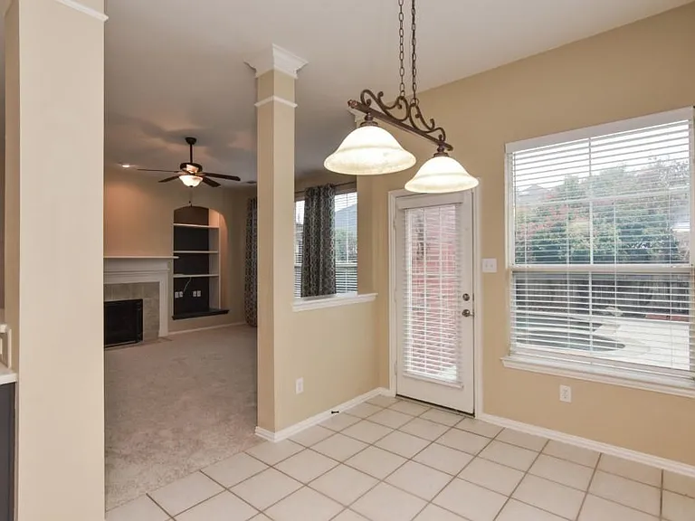 2471 Loch Haven Ct — Photo 7
