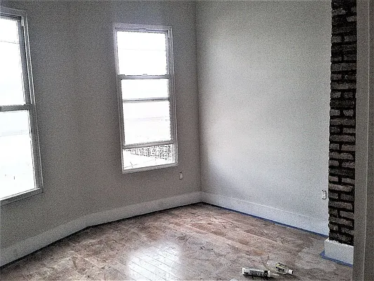 Rented by The Hamilton Group | media 12