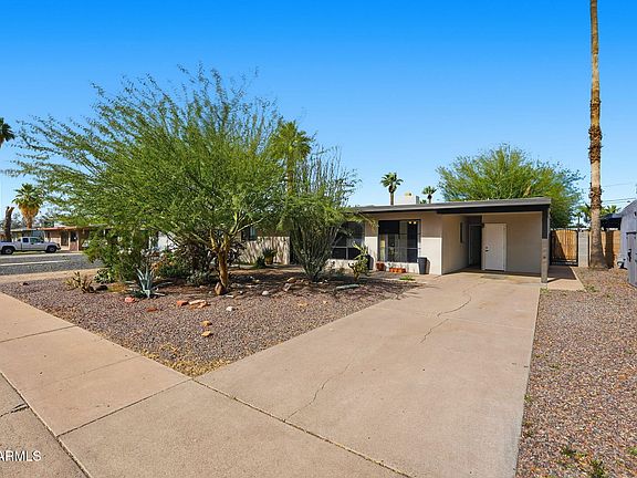 3rd image of 2326 E MULBERRY Drive