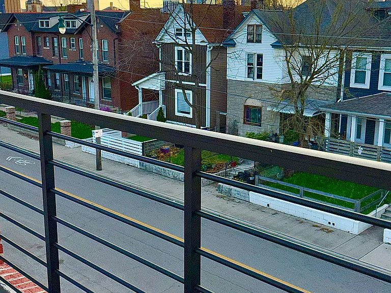 406 Saint Clair Ave — Photo 27