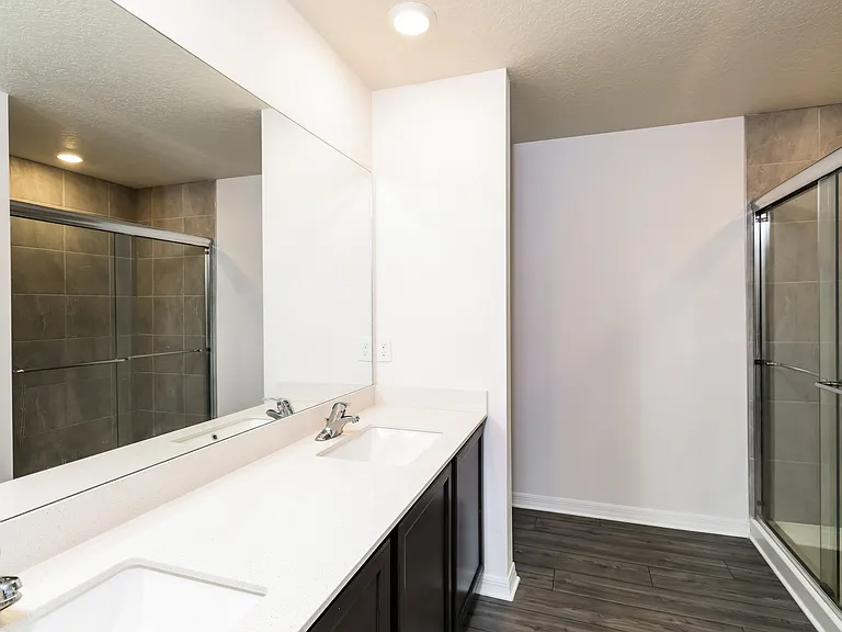 250 Catalonia Ave NW — Photo 10