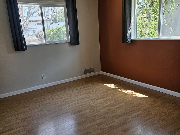1224 Garcia St NE — Photo 15
