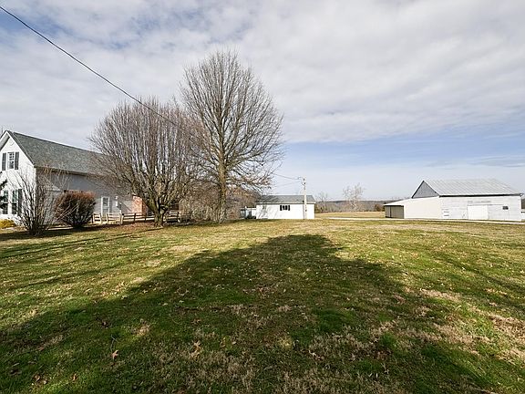 2nd image of 7999 E County Road 50 S