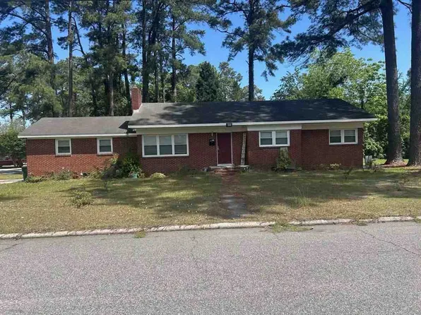 216 W 22nd St, Lumberton, NC 28358