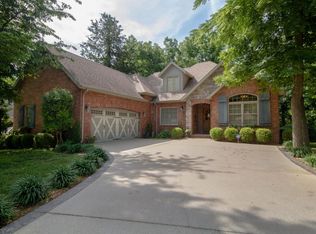 3922 E Stanford St, Springfield, MO 65809