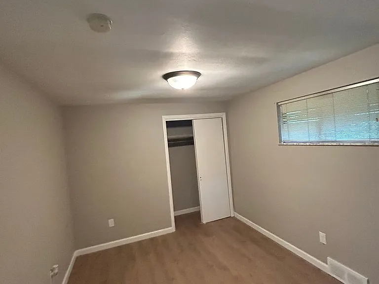 114 McLaughlin Rd — Photo 11