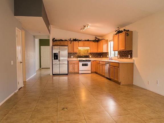 3rd image of 9254 E Corte Arroyo Norte