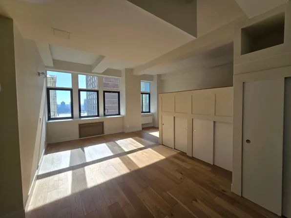 310 East 46th Street 18J image 1 of 21