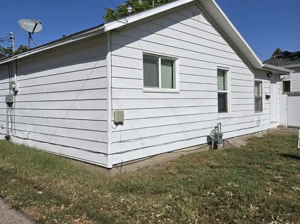 410 W D St, Hastings, NE 68901