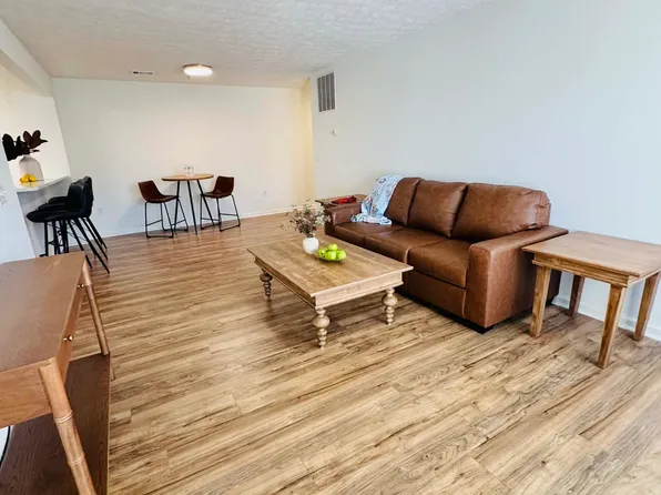 340 N Donahue Dr APT A103, Auburn, AL 36832