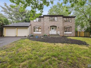 68 Trautwein Cres, Closter, NJ 07624