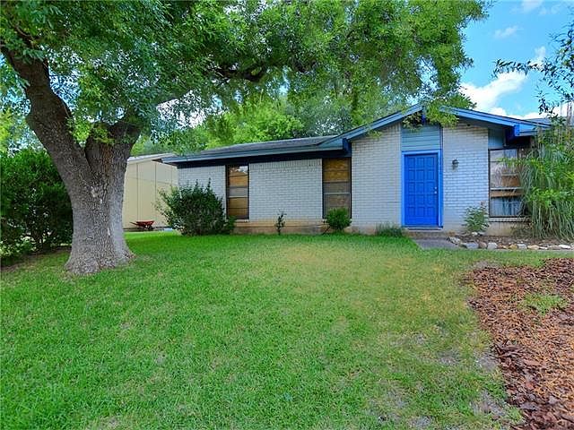 1st image of 9904 Woodglen Dr