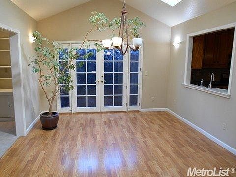 5th image of 510 W Fairmont Ave