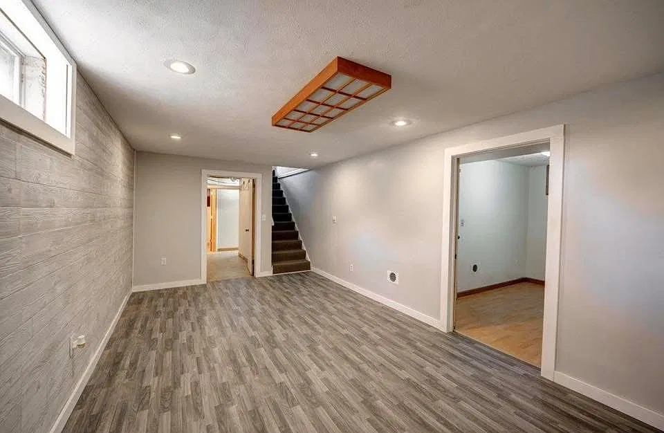 4 bed, 1000 sqft, $1,600 — Photo 4