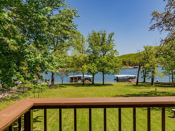 5 53ConeyDr4DeckandPatios(4)