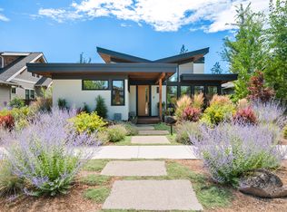 3125 NW Blodgett Way, Bend, OR 97703