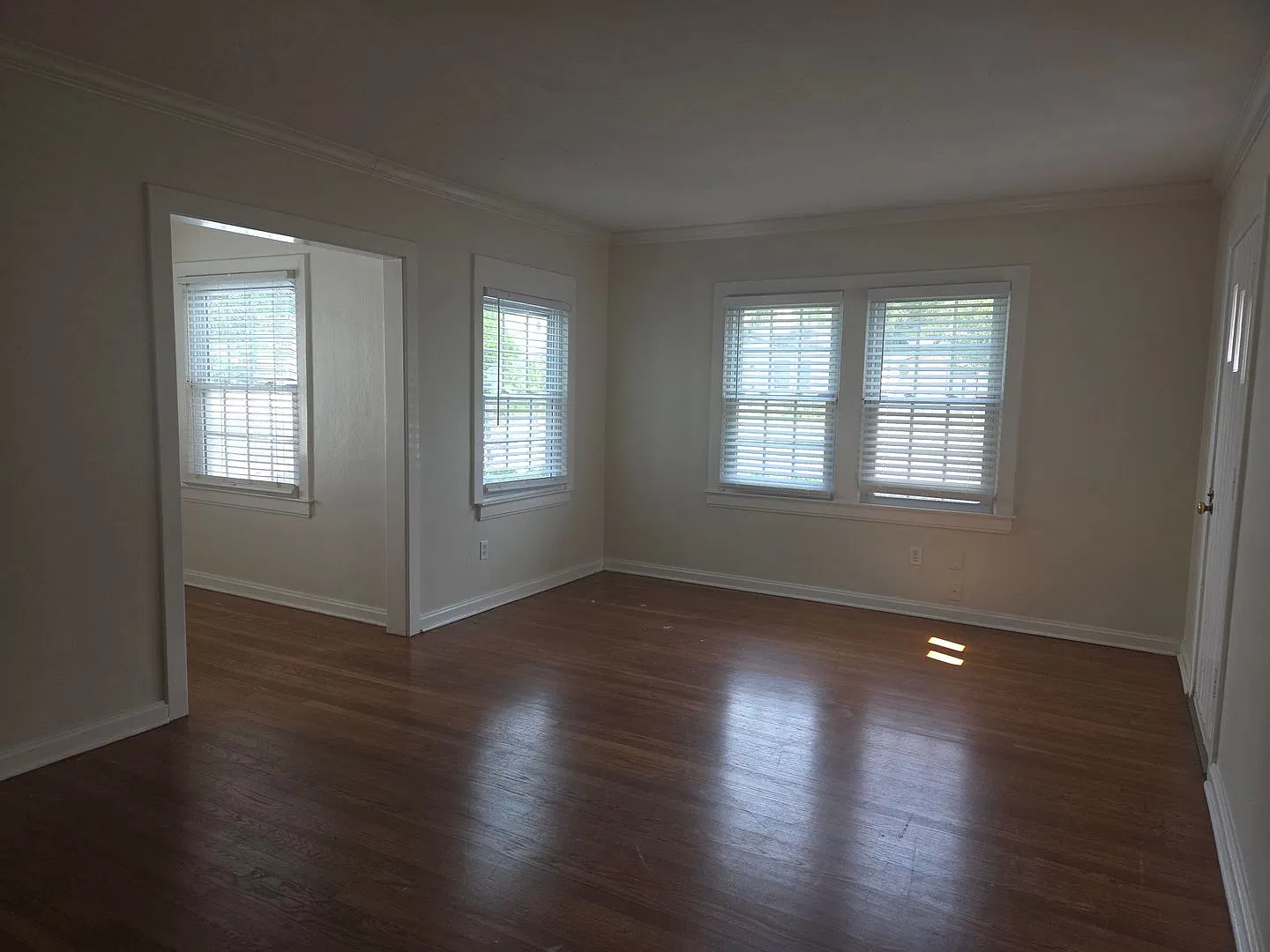 2/1 in College Park near Lake Ivanhoe — Photo 4