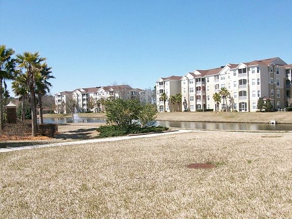 4th image of 7801 Point Meadows Dr Unit 8410