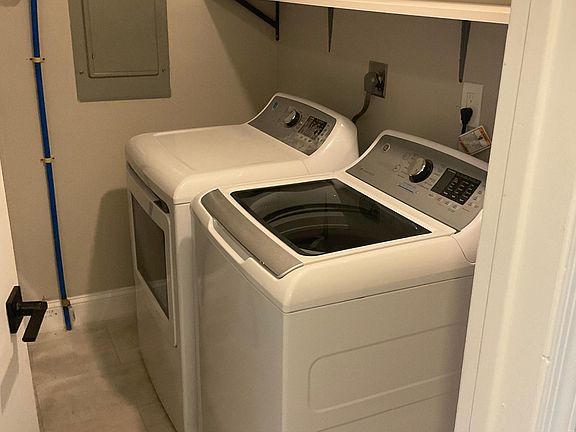 washer and dryer