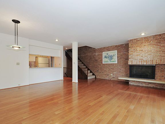 Living Room/Dining Room