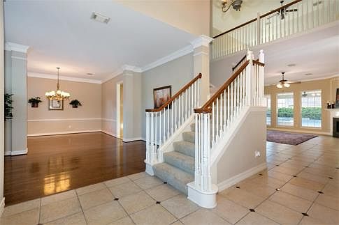 5th image of 1402 Lewis Creek Ct