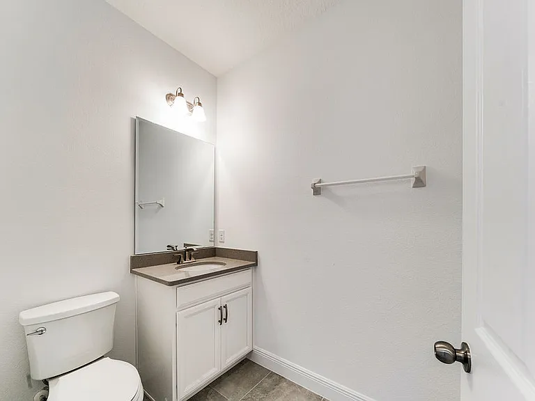 4921 Olivia Ct — Photo 6