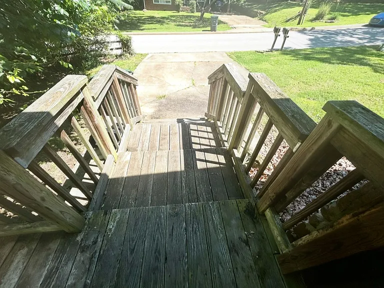 821 E Lakeside Dr — Photo 21