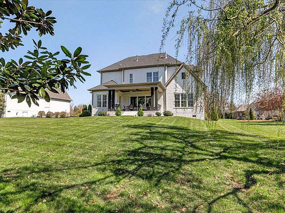 5th image of 1244 Potter Ln