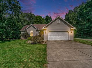 420 W Osterhout Ave, Portage, MI 49024