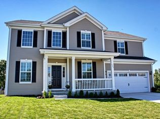 547 Enclave Dr, Cary, IL 60013