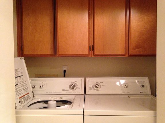 5th image of 7108 Cross Creek Circle #B