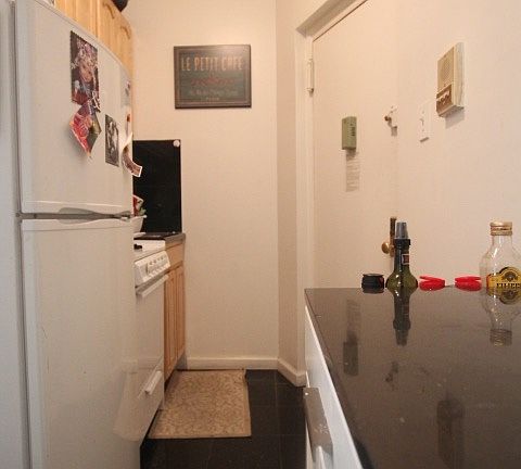5th image of 348 E 66th St APT 32